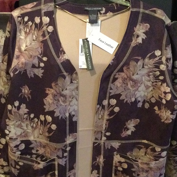 Chelsa & Theodore - Faux Leather Long Jacket - Picture 4 of 9